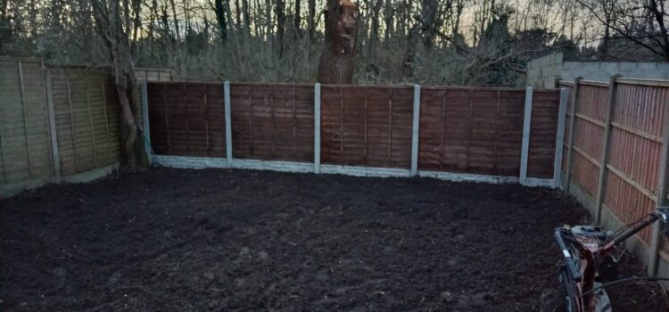 garden fencing caldmore